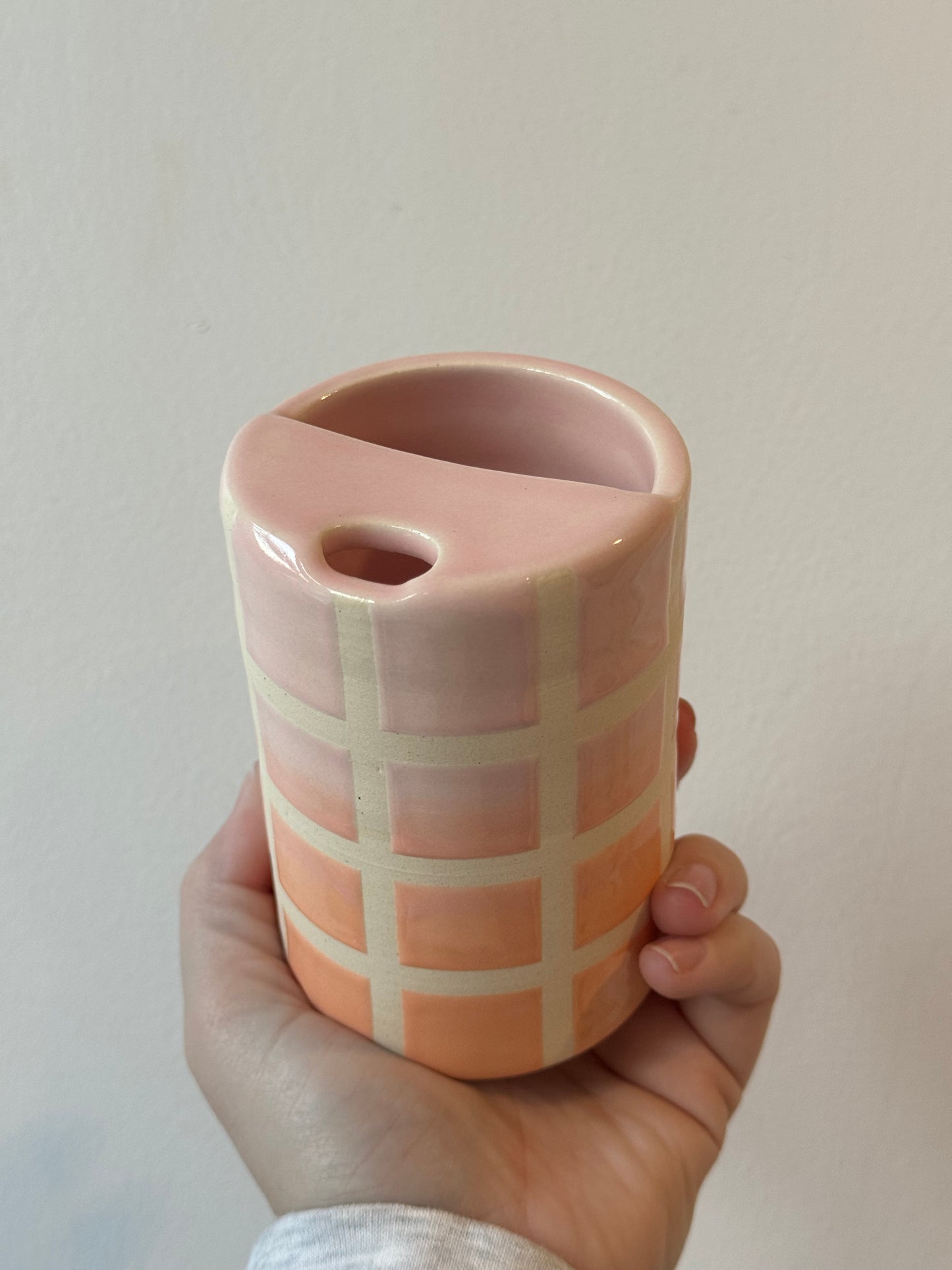 Grid Travel Cups